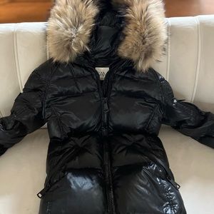 3/4 Winter Coat with a fur Hood